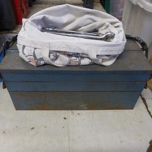 2008 - Cantilever tool tin plus mixed tools and bag of spanner, some Britool