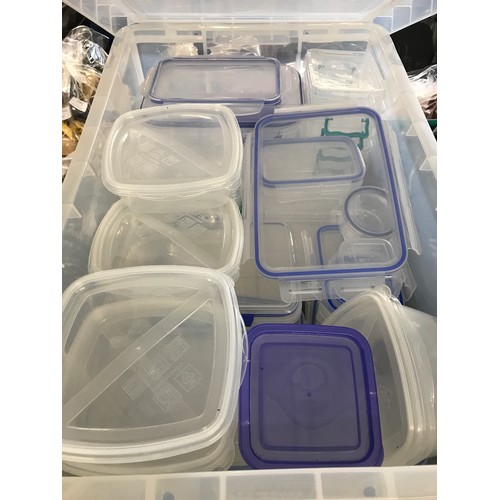 2079 - 2 large plastic containers of Tupperware