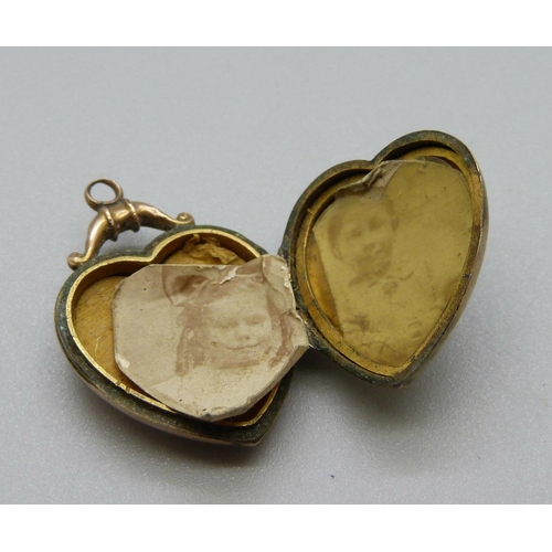 1027 - A Victorian old cut diamond set locket, 4.4g, 2cm wide