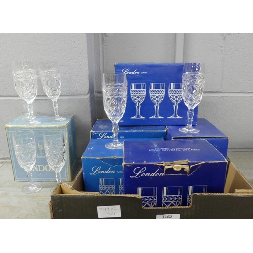 1162 - A box of crystal glasswares **PLEASE NOTE THIS LOT IS NOT ELIGIBLE FOR POSTING AND PACKING**