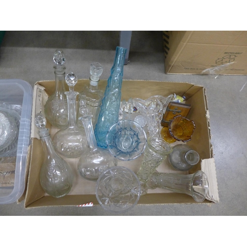 1168 - Two boxes of glassware including coloured glass **PLEASE NOTE THIS LOT IS NOT ELIGIBLE FOR POSTING A... 