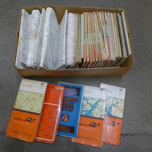 1173 - A box of Bartholemew maps of Great Britain and others **PLEASE NOTE THIS LOT IS NOT ELIGIBLE FOR POS... 