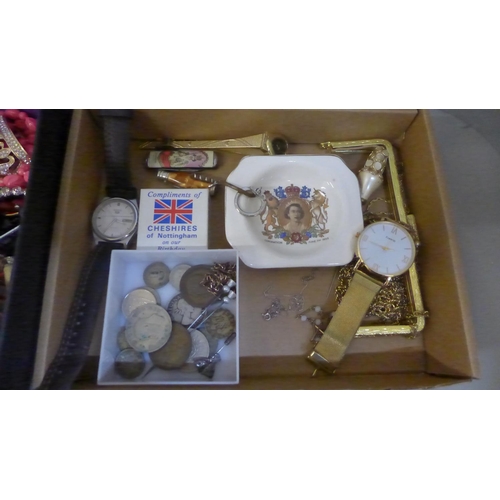 682 - Two boxes of costume jewellery and miscellaneous items including a Seiko 7009-3070 wristwatch, cryst... 