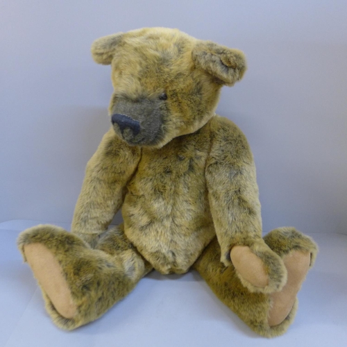 735 - A Pamela Sismey hand made Teddy bear, 52cm