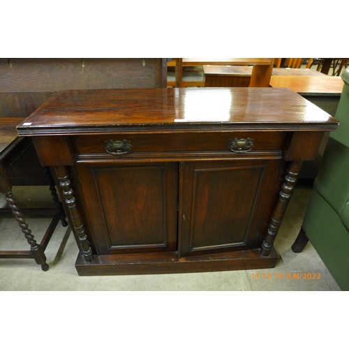 133 - A Victorian mahogany chiffonier