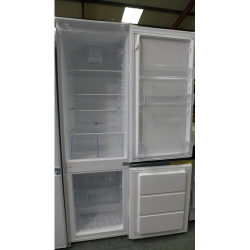 3095 - Zanussi  70/30 Fridge Freezer - Frost Free Model: ZNHN18FS1 H1772xW540xD549  Original RRP £566.66 in... 