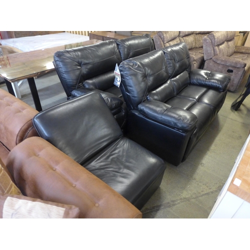 1665 - A Maximus three seater sofa, two seater sofa and footstool