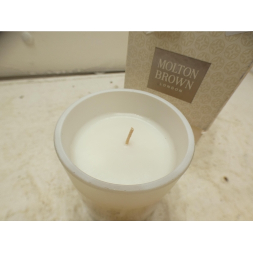 2173 - Box of 12 Molton Brown coco and sandalwood candles