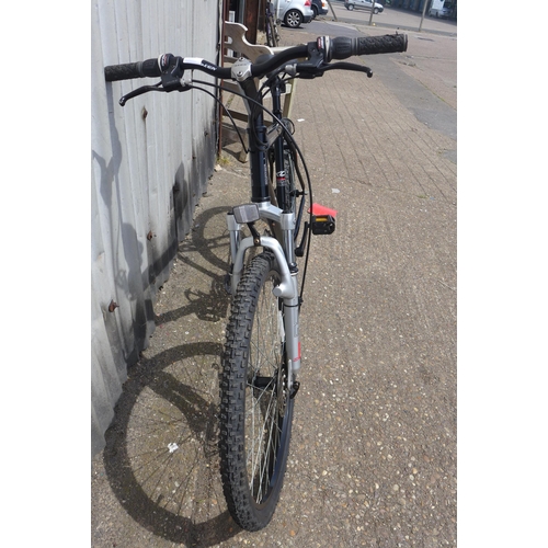 2094 - Appollo XC26s aluminium MTB/mountain bike/bicycle