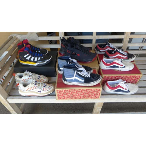 2155 - 6 Pairs of designer trainers - some boxed - all size 6 - includes Nike Air, Air Jordan, etc.