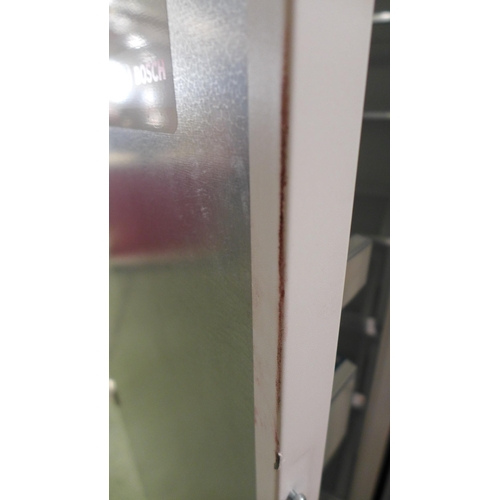 3194 - Bosch  Tower Fridge Model: KIR81AF30G H1772xW558xD545  Original RRP £930.00 inc VAT * This lot is su... 