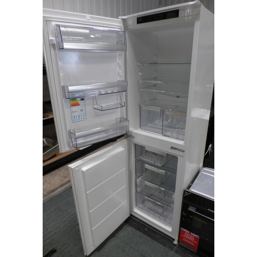 3208 - AEG  50/50 Fridge Freezer (Frost Free) Model: SCE8181VNS H1772xW540xD549  Original RRP £574.17 inc V... 