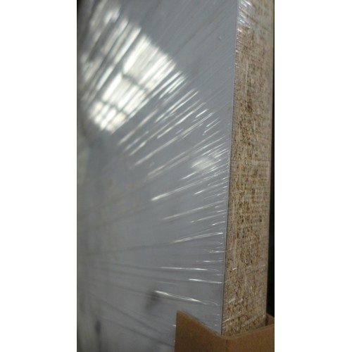 3218 - Worktop Calacatta Cloud Gloss  - 3550x602x38   * This lot is subject to vat