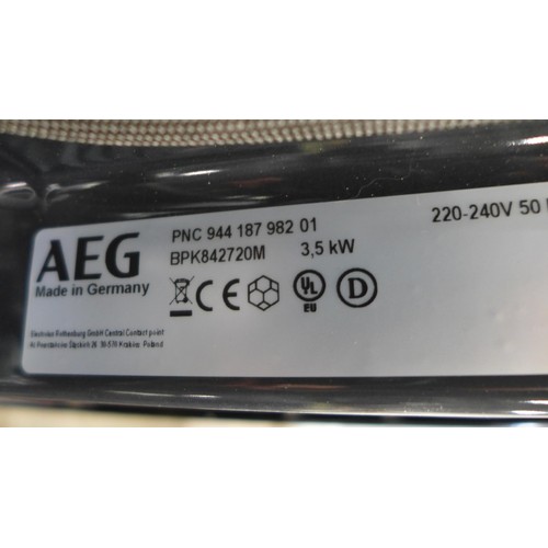 3235 - AEG  Pyrolytic Single Oven Model: BPK842720M H594xW594xD567  Original RRP £832.50 inc VAT * This lot... 