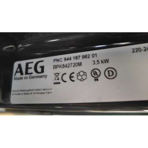 3236 - AEG  Pyrolytic Single Oven Model: BPK842720M H594xW594xD567  Original RRP £832.50 inc VAT * This lot... 