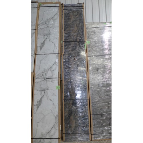 3211 - Worktop Mars Gloss - 3550x652x38   * This lot is subject to vat