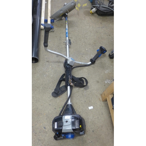 2340 - MacAllister petrol strimmer, no trim part - W