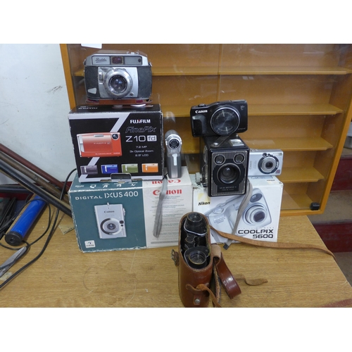 2226 - Box of approx 8 vintage and modern film and digital cameras, some boxed with Lizars vintage binocula... 