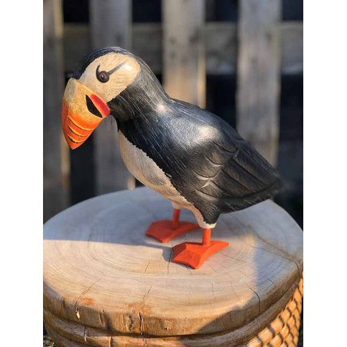 1374 - A wooden decorative puffin, H 21cms (PUFF0112)   #