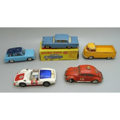 640 - Dinky Toys and Corgi Toys die-cast model vehicles; one boxed 186 and four loose Corgi