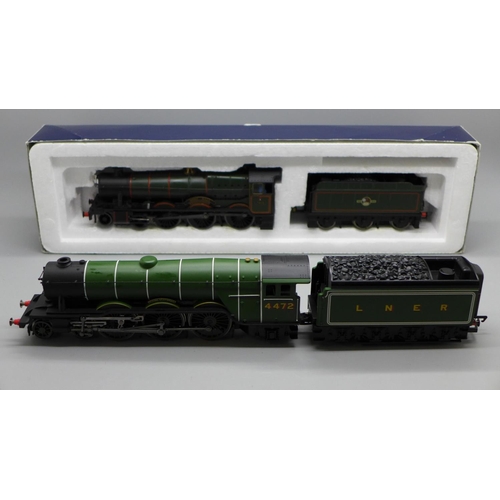 671 - One Hornby and one Bachmann 00 gauge locomotive including Mere Hall