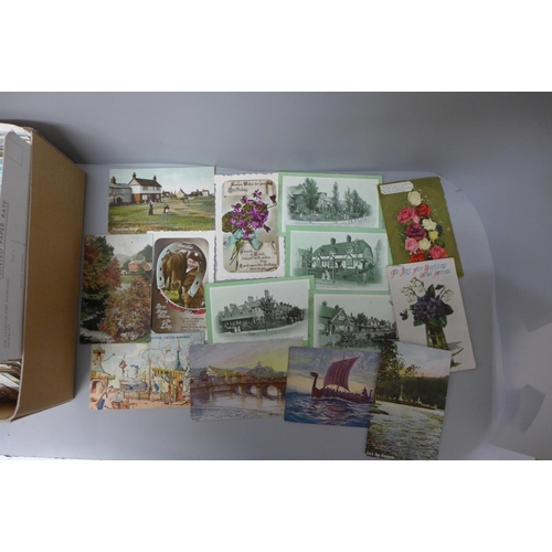 723 - Postcards; a box of postcards, vintage to modern collection