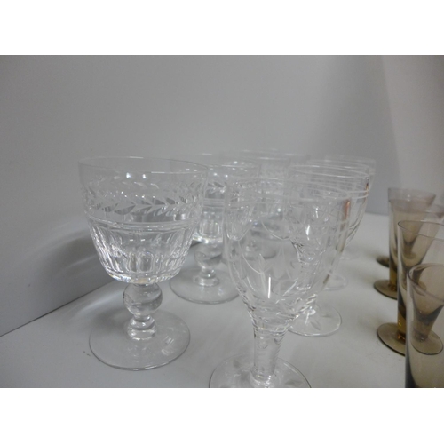 735 - Two x4 Stuart crystal glasses and four other glasses