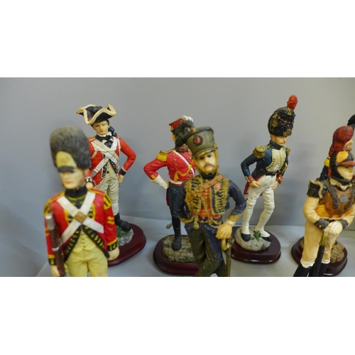 792 - A collection of military figures