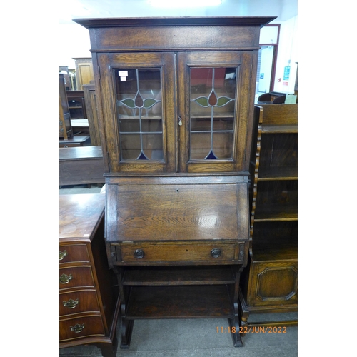 107 - An Edward VII oak students bureau bookcase