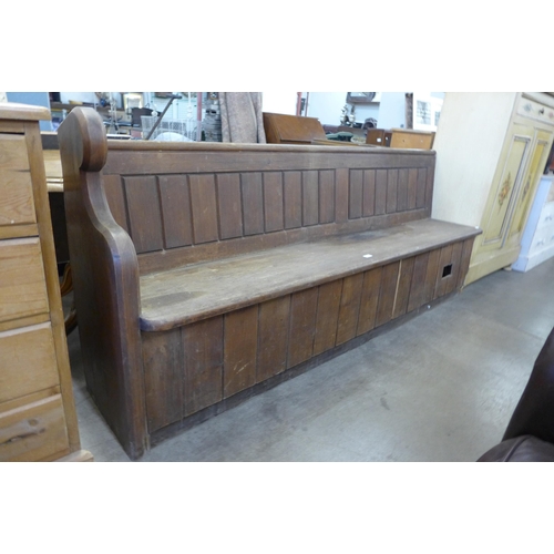 210 - A pine church pew