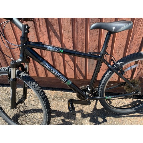 2151 - Aluminium Iron Horse Maverick 1.0 mountain bike