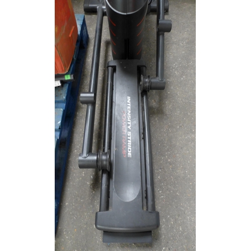 3126 - Proform Cross Trainer  - Elliptical 820E   , Original RRP £549.99 + vat    (254-162)   * This lot is... 