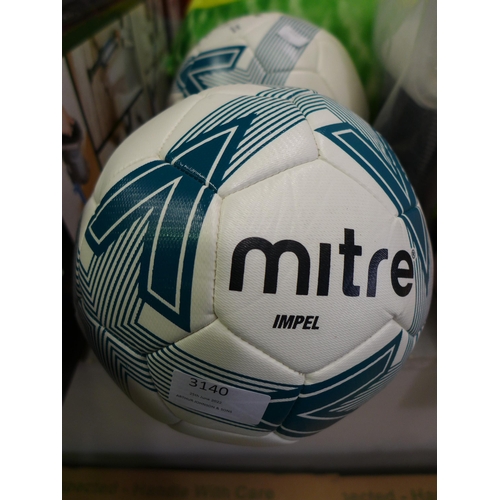 3140 - 2 x Mitre Football Size:5      (254-61,62)   * This lot is subject to vat