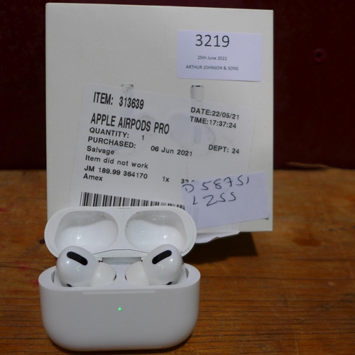 3219 - Apple Airpods Pro - MWP22ZM/A , Original RRP £189.99  + vat             (255-4)  * This lot is subje... 