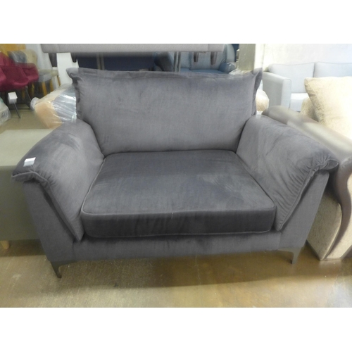 1492 - A Bradbeers Molineaux charcoal plush loveseat