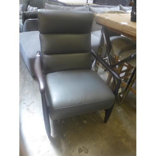 1569 - Kuka Km.A071 Pushback leather recliner, Original RRP £416.66 + vat (4113-31)  * This lot is subject ... 