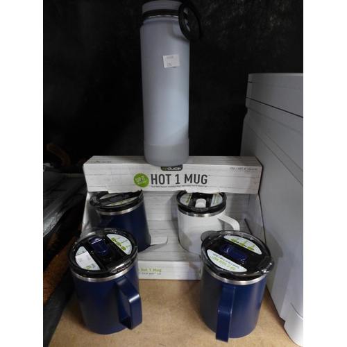 3517 - 4x  Hot1 Desktop Travel Mugs and Thermoflask Bottle  (254-405,406,410)   * This lot is subject to va... 