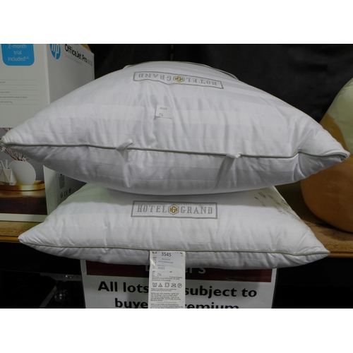 3545 - Hotel Grand Down Roll 2Pk Jumbo Pillow    (254-399)   * This lot is subject to vat