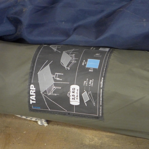 2163 - 2 Folding camping chairs and camping tarp