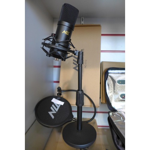 3075 - USB condenser microphone model: NC-012 (for computer)