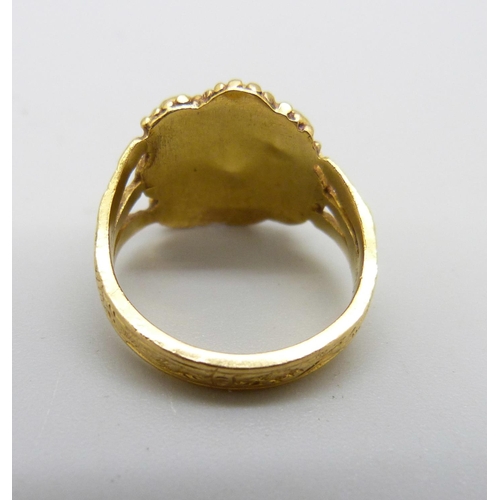 1012 - An antique yellow metal and pearl cluster ring, 5.4g, J