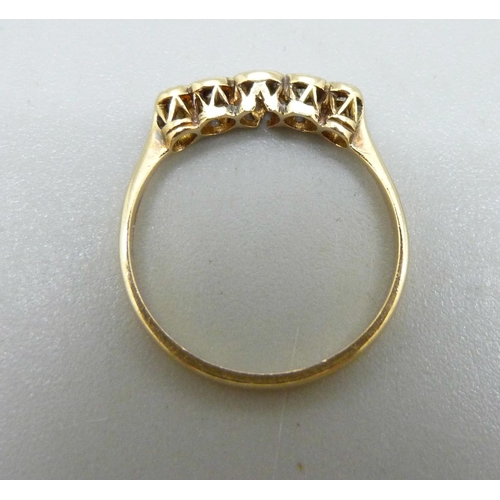 1023 - An 18ct gold, five stone diamond ring, 1.7g, L