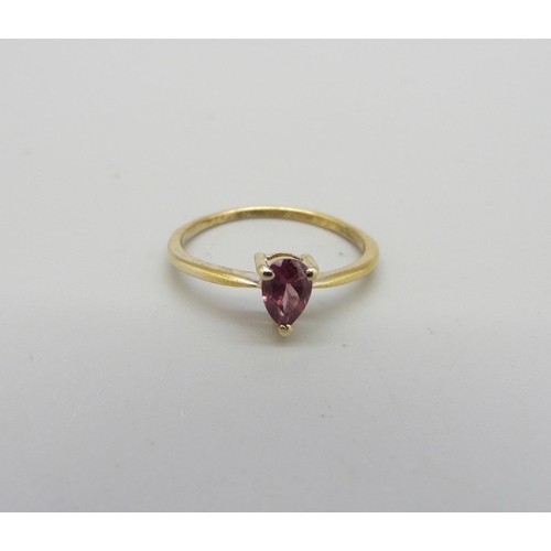 1024 - A silver gilt, rhodolite garnet pear shaped solitaire ring, N