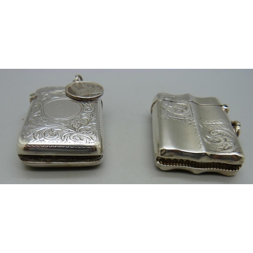 1046 - Two silver vesta cases, Chester 1901 and 1903