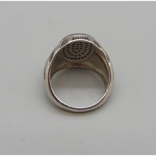 1051 - A silver and stone set ring, R