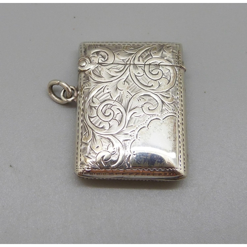 1059 - An Edward VII silver vesta case, Birmingham 1904