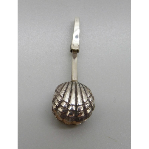 1076 - A 925 silver napkin holder