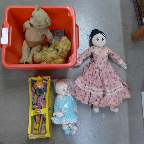 1117 - Two Teddy bears, The Jolly Jig-Saw Book, a Pelham puppet and two dolls**PLEASE NOTE THIS LOT IS NOT ... 