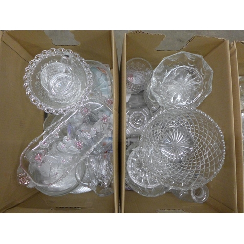 1147 - Six boxes of glass, mainly larger items including bowls, jugs, decanters, vases, etc.**PLEASE NOTE T... 