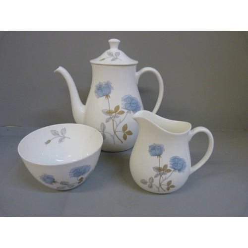 709 - A Wedgwood Ice Rose tea set